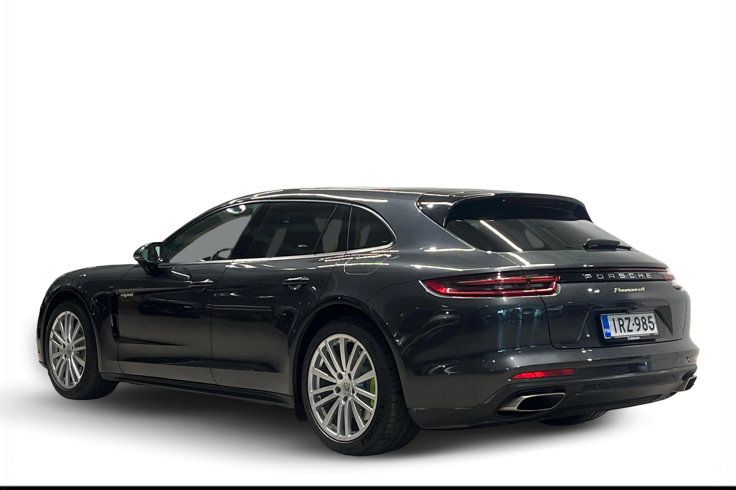 Harmaa Porsche Panamera 2017 kuva 2.