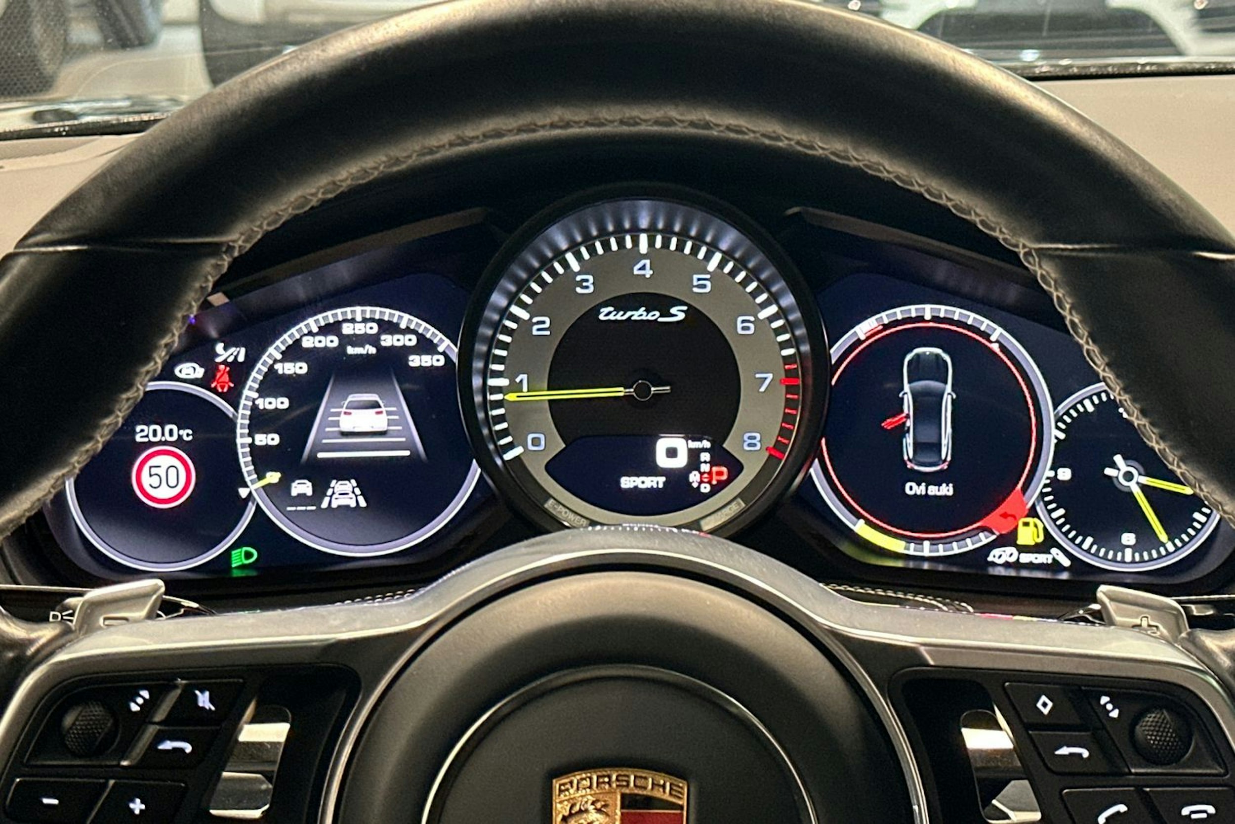 Musta Porsche Panamera 2017 kuva 11.