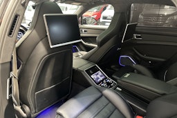 Musta Porsche Panamera 2017 kuva 15.