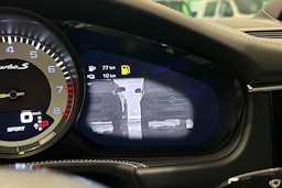 Musta Porsche Panamera 2017 kuva 22.