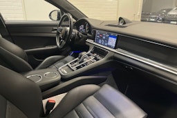 Musta Porsche Panamera 2017 kuva 29.