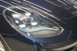 sininen Porsche Panamera 2017 kuva 19.