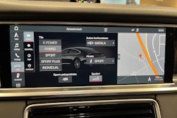 musta Porsche Panamera 2018 kuva 17.