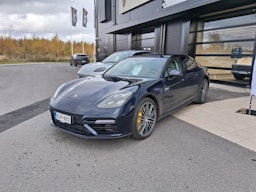 sininen Porsche Panamera 2018 kuva 2.