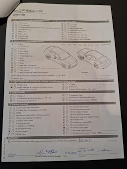 sininen Porsche Panamera 2018 kuva 7.