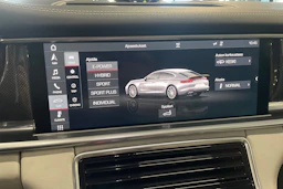 Sininen Porsche Panamera 2018 kuva 13.