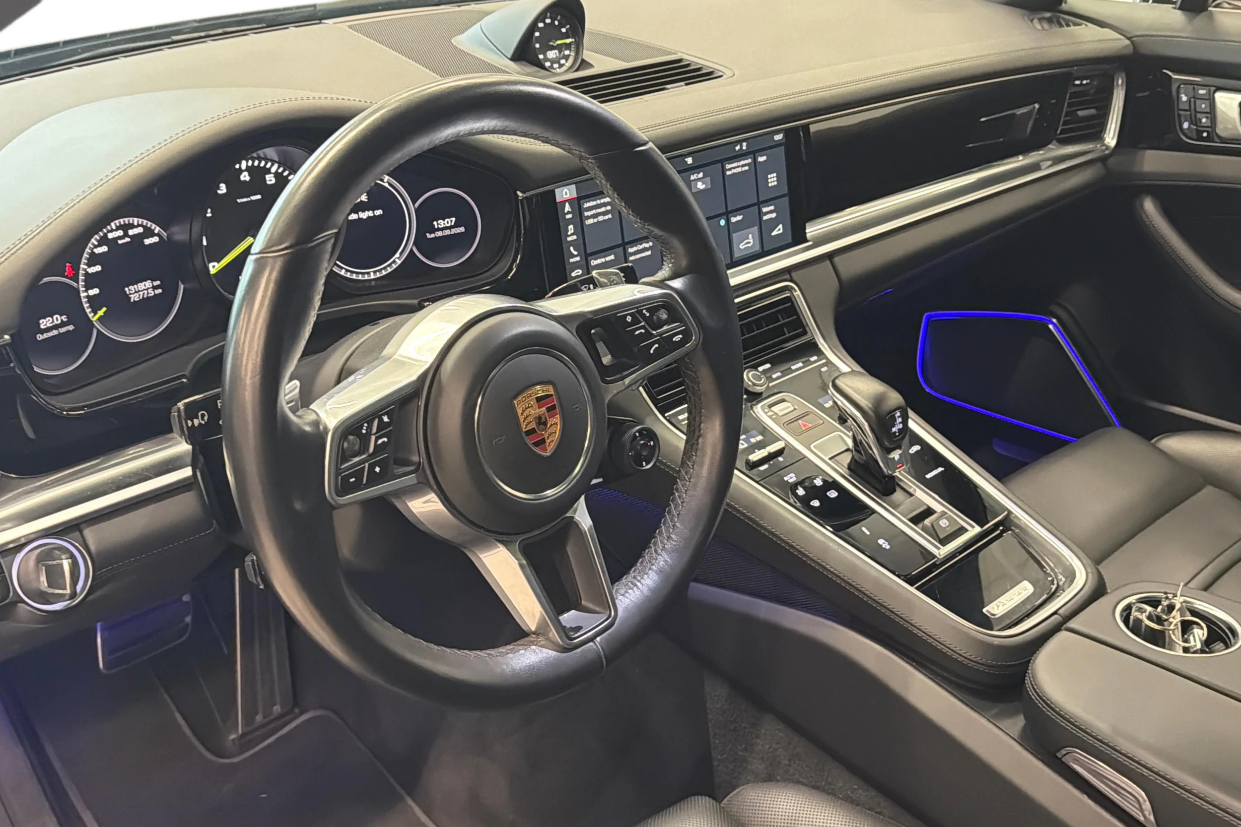 Musta Porsche Panamera 2018 kuva 6.