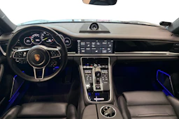 Musta Porsche Panamera 2018 kuva 7.
