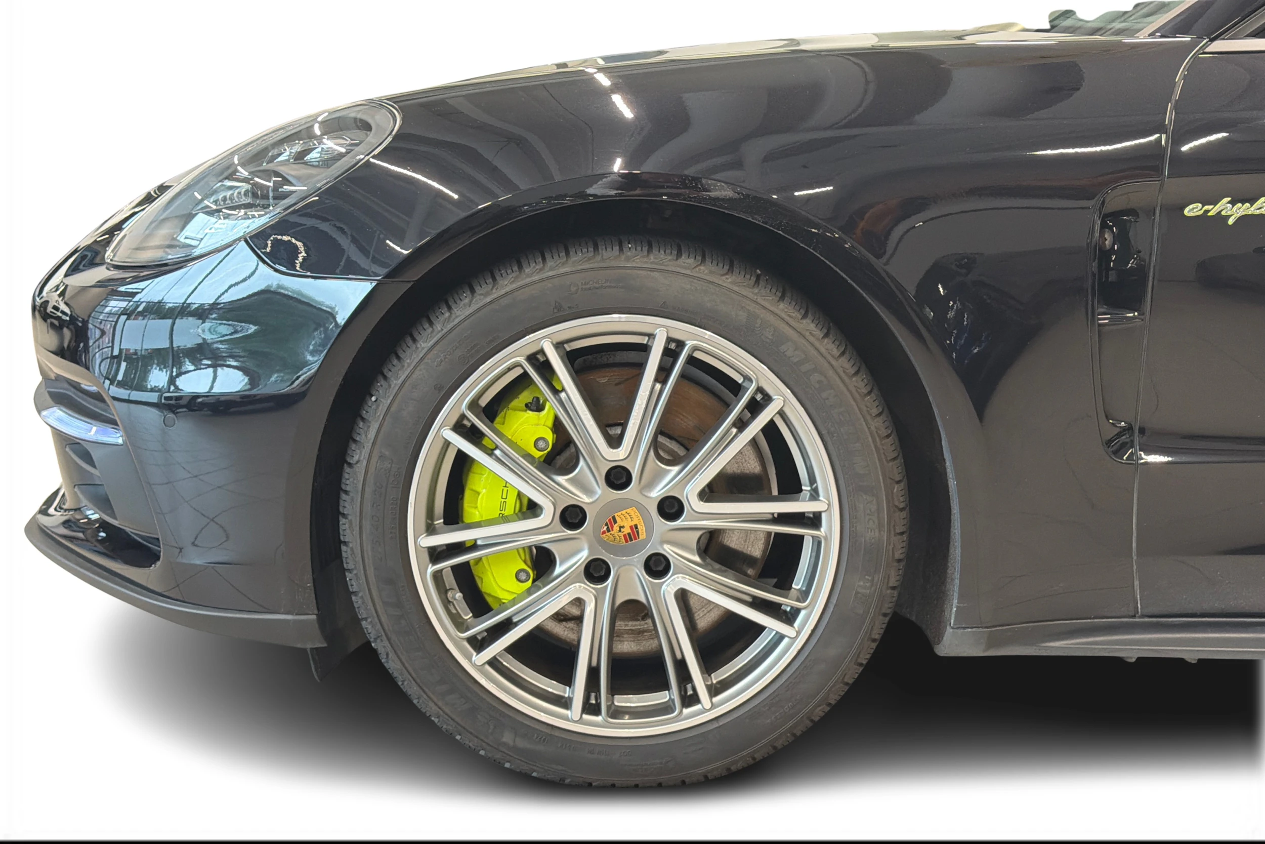 Musta Porsche Panamera 2018 kuva 8.