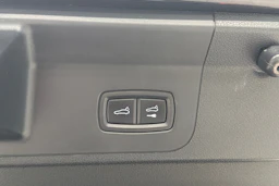Musta Porsche Panamera 2018 kuva 12.