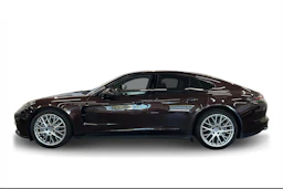 ruskea Porsche Panamera 2018 kuva 5.