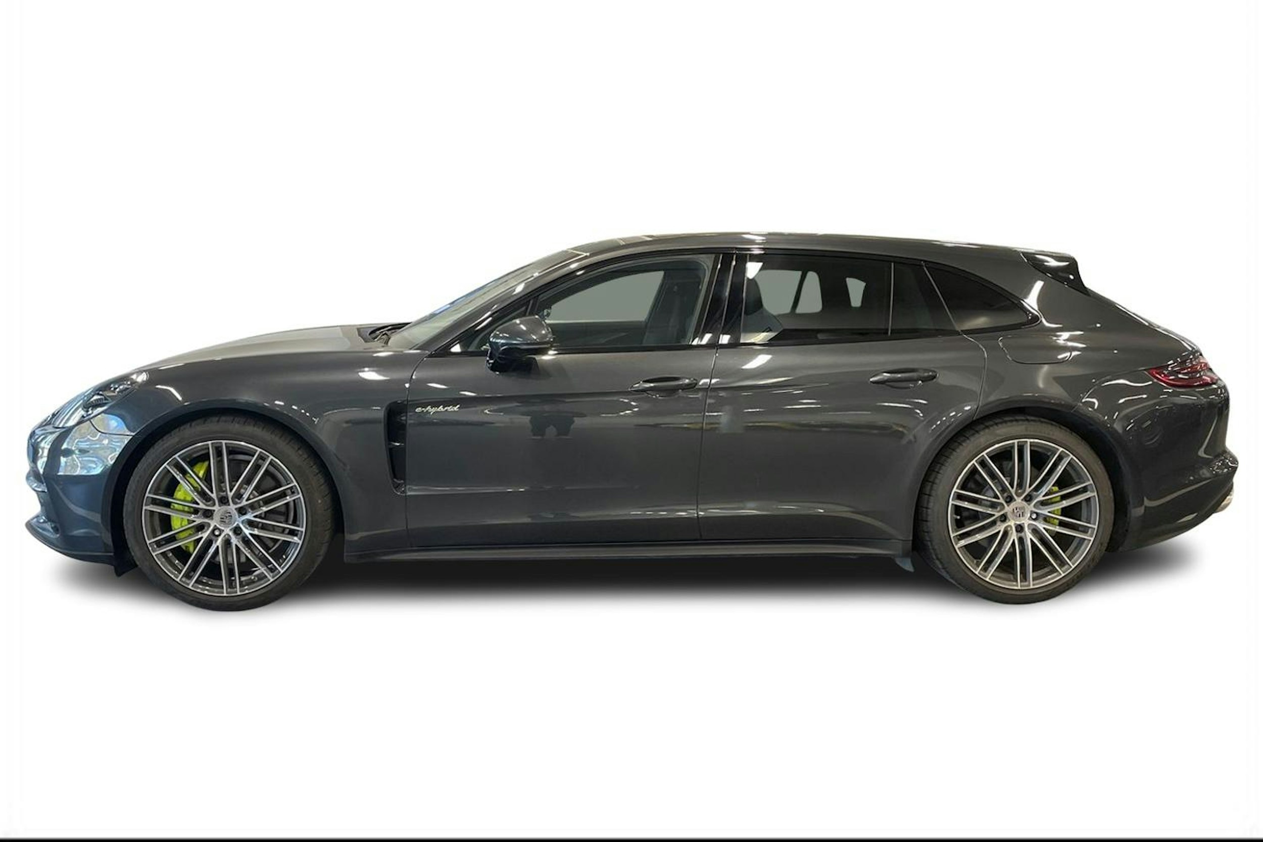 met. Harmaa Porsche Panamera 2018 kuva 5.