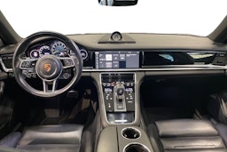 met. Harmaa Porsche Panamera 2018 kuva 7.