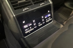 met. Harmaa Porsche Panamera 2018 kuva 10.