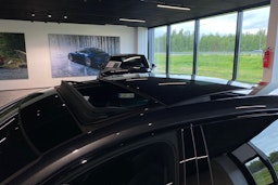 met. Harmaa Porsche Panamera 2018 kuva 29.