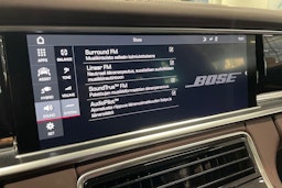 met. Valkoinen Porsche Panamera 2018 kuva 13.