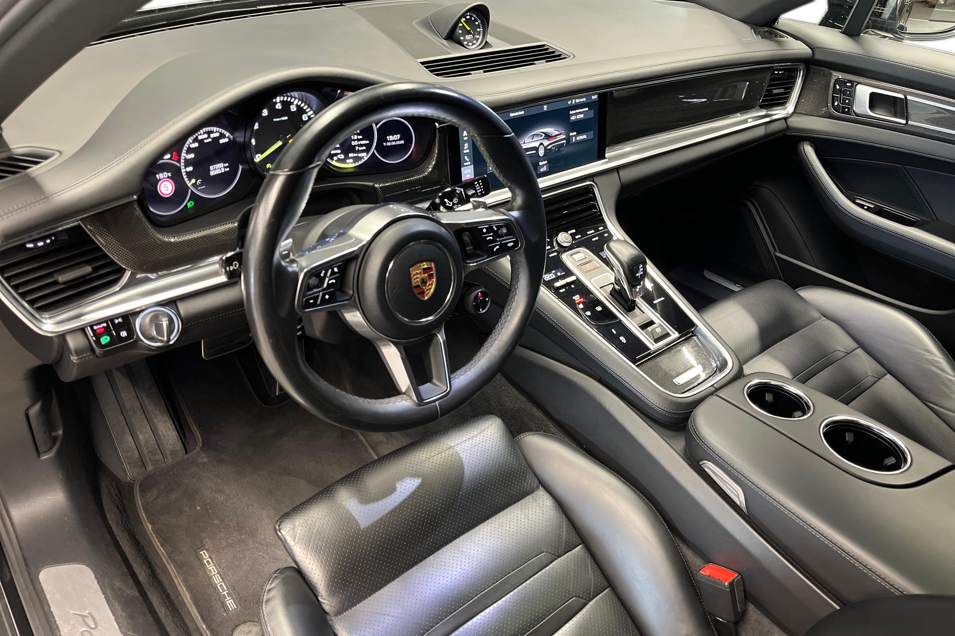 Porsche Panamera 4 E-Hybrid 2018, kuva 6/34