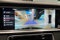 Harmaa Porsche Panamera 2018 kuva 26.