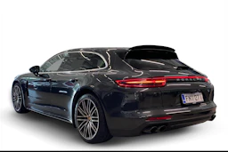 Harmaa Porsche Panamera 2018 kuva 2.
