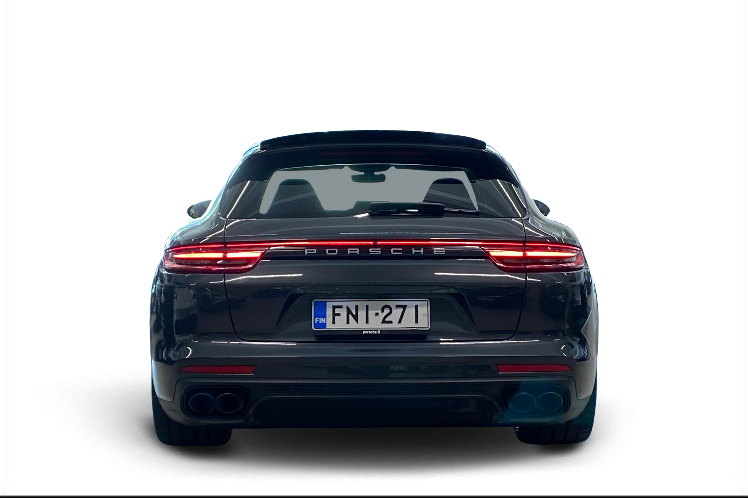 Harmaa Porsche Panamera 2018 kuva 3.