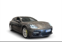 harmaa Porsche Panamera 2018 kuva 1.