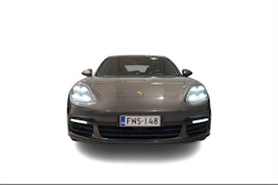 harmaa Porsche Panamera 2018 kuva 5.