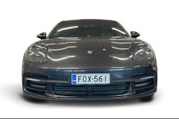 met. harmaa Porsche Panamera 2018 kuva 4.