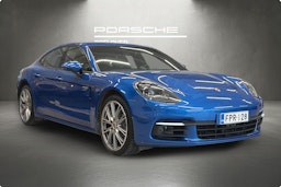 Sininen Porsche Panamera 2018 kuva 1.