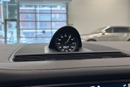 Sininen Porsche Panamera 2018 kuva 21.