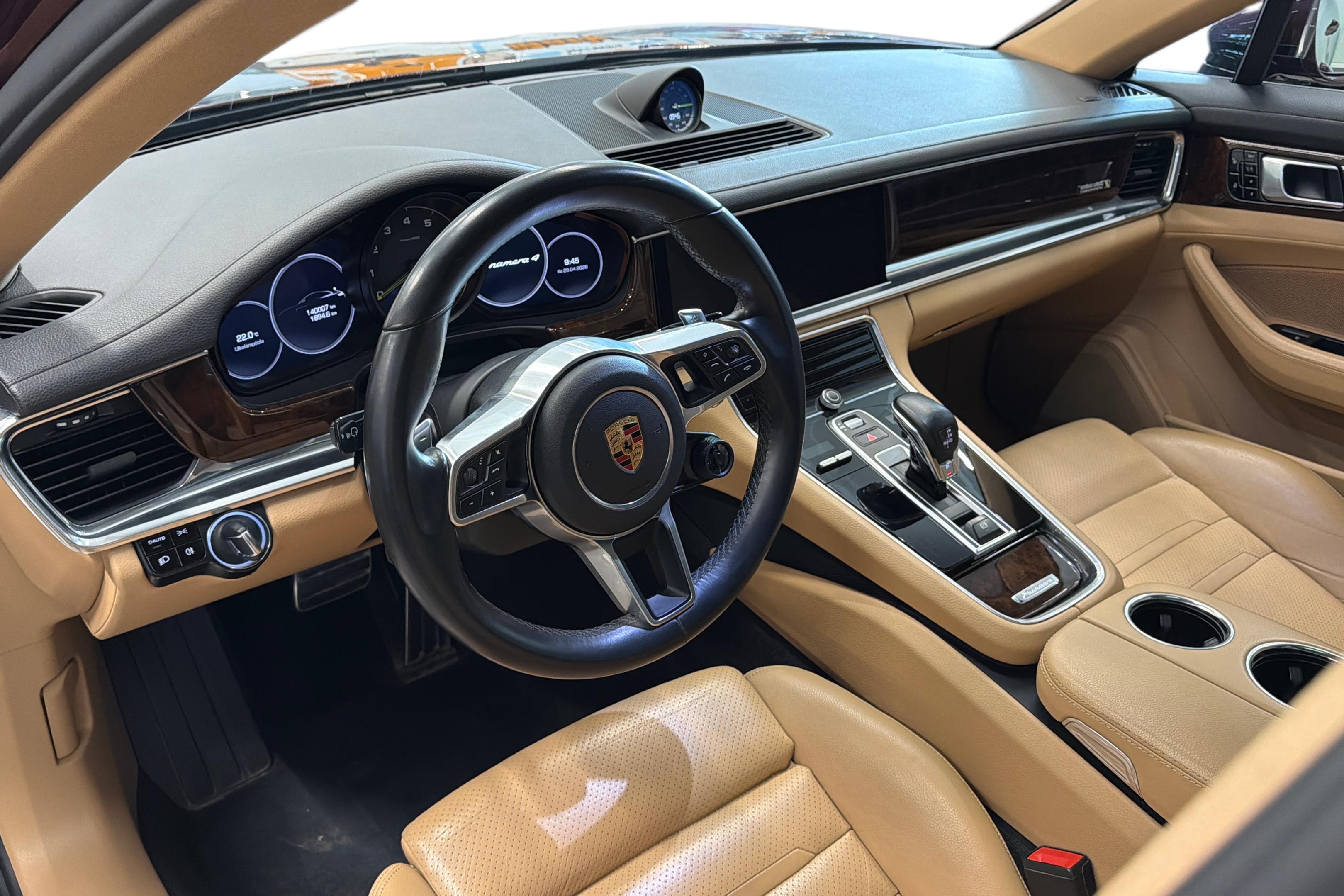 Porsche Panamera 2018, kuva 7/26