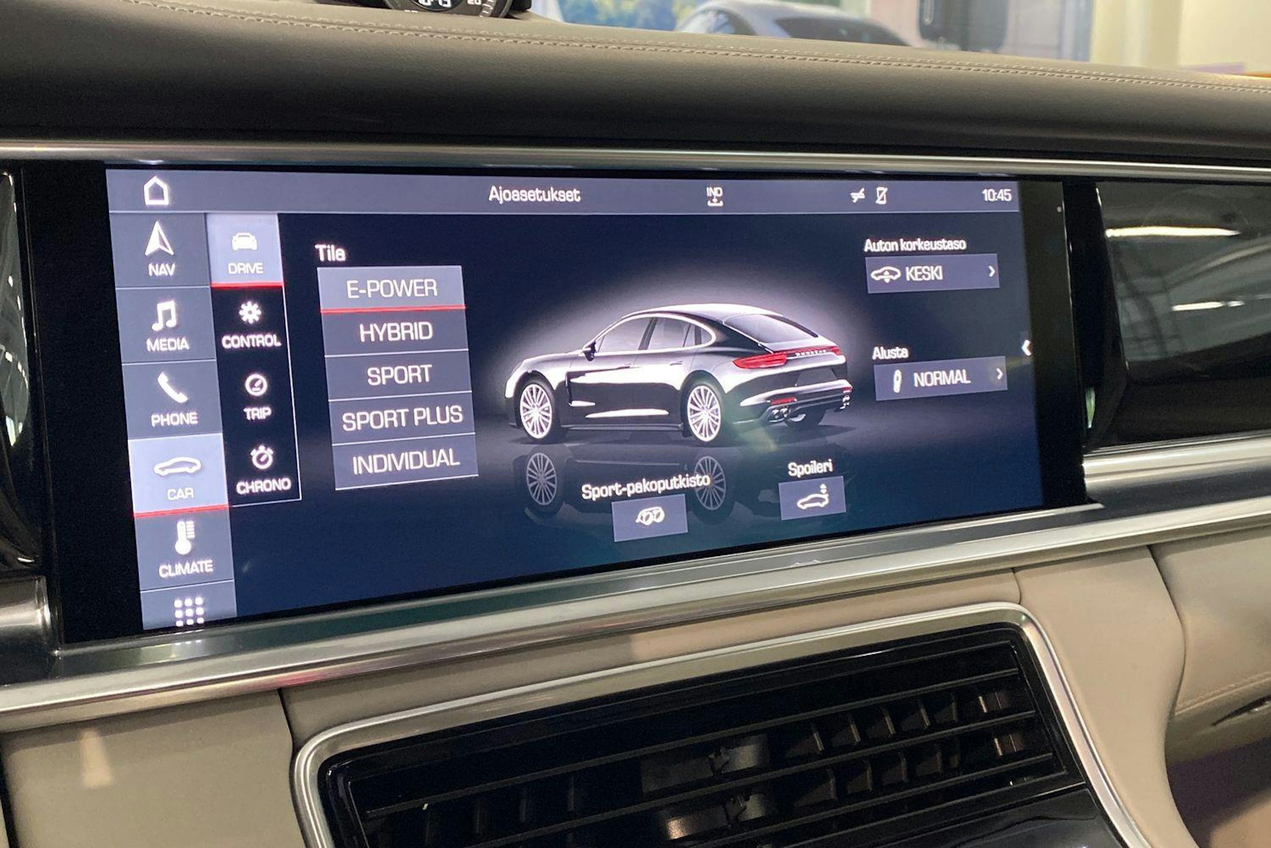 met. sininen Porsche Panamera 2018 kuva 16.