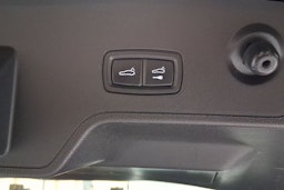 met. Harmaa Porsche Panamera 2018 kuva 21.