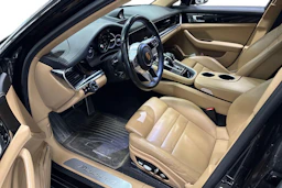 musta Porsche Panamera 2018 kuva 3.