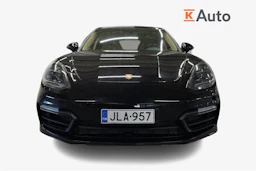 musta Porsche Panamera 2018 kuva 4.