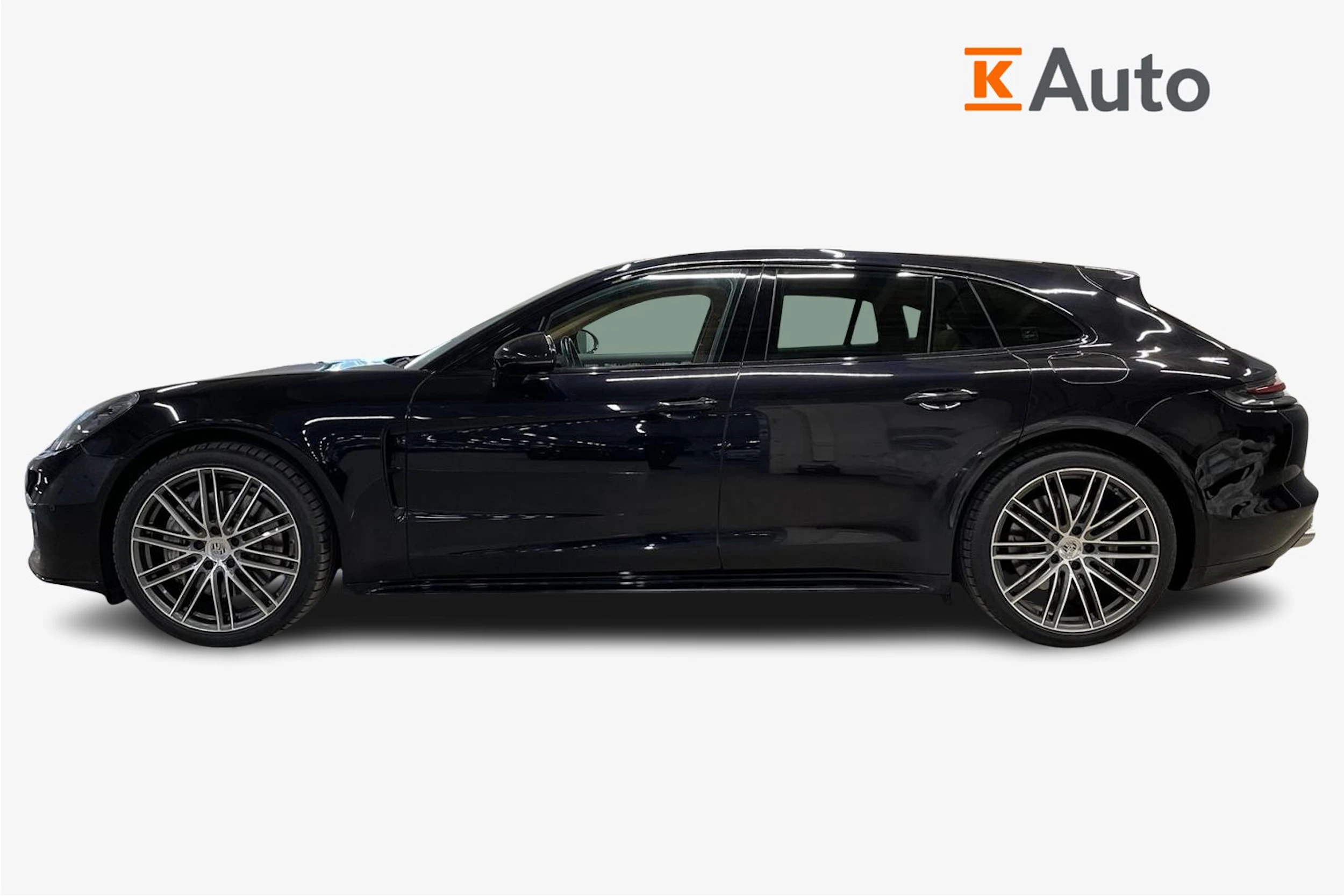 musta Porsche Panamera 2018 kuva 5.