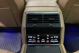 musta Porsche Panamera 2018 kuva 12.