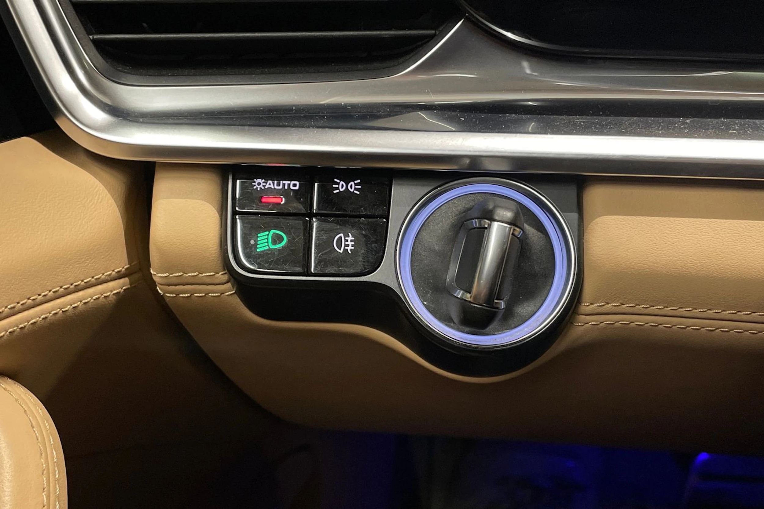 musta Porsche Panamera 2018 kuva 25.