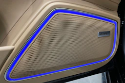 musta Porsche Panamera 2018 kuva 30.