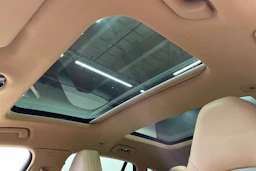 musta Porsche Panamera 2018 kuva 32.