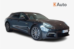 Harmaa Porsche Panamera 2018 kuva 1.