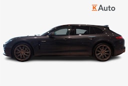Harmaa Porsche Panamera 2018 kuva 6.