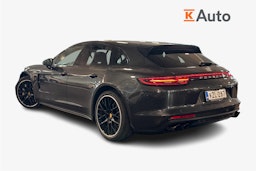 harmaa Porsche Panamera 2018 kuva 2.