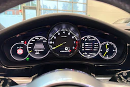 Harmaa Porsche Panamera 2018 kuva 17.