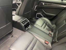 musta Porsche Panamera 2018 kuva 4.