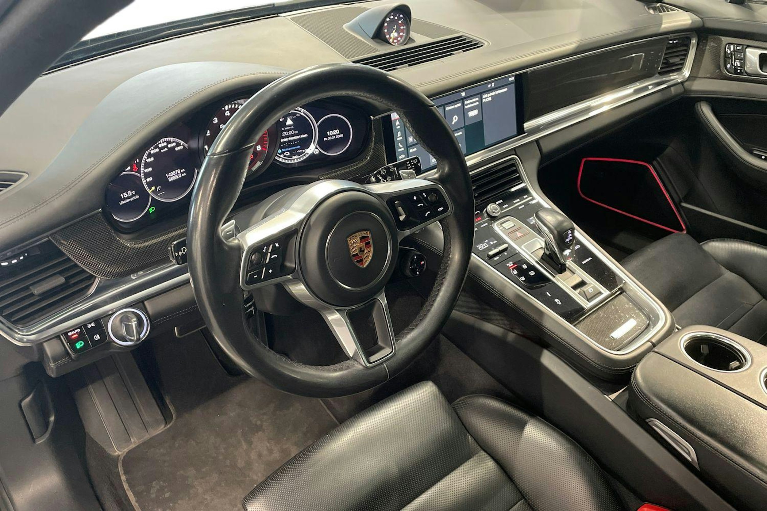 musta Porsche Panamera 2018 kuva 6.