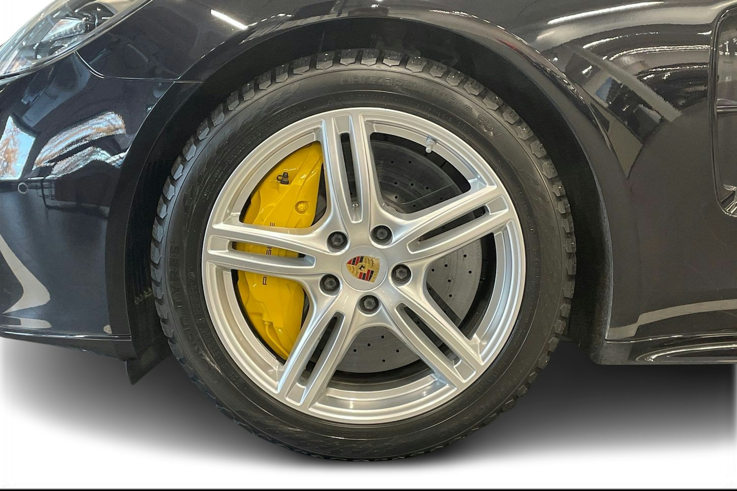 musta Porsche Panamera 2018 kuva 9.