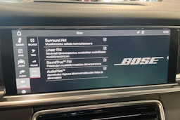 musta Porsche Panamera 2018 kuva 15.