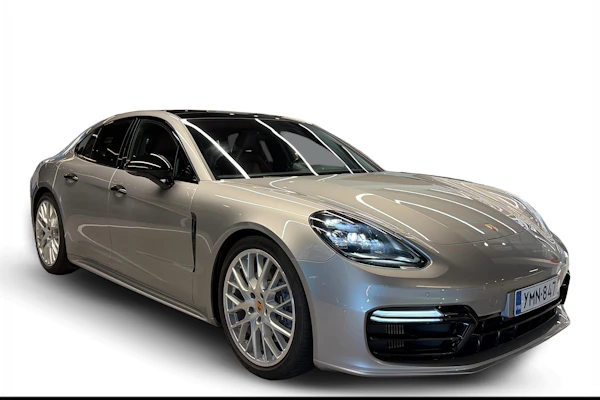 Porsche Panamera 4 E-Hybrid