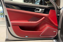 hopea Porsche Panamera 2018 kuva 12.