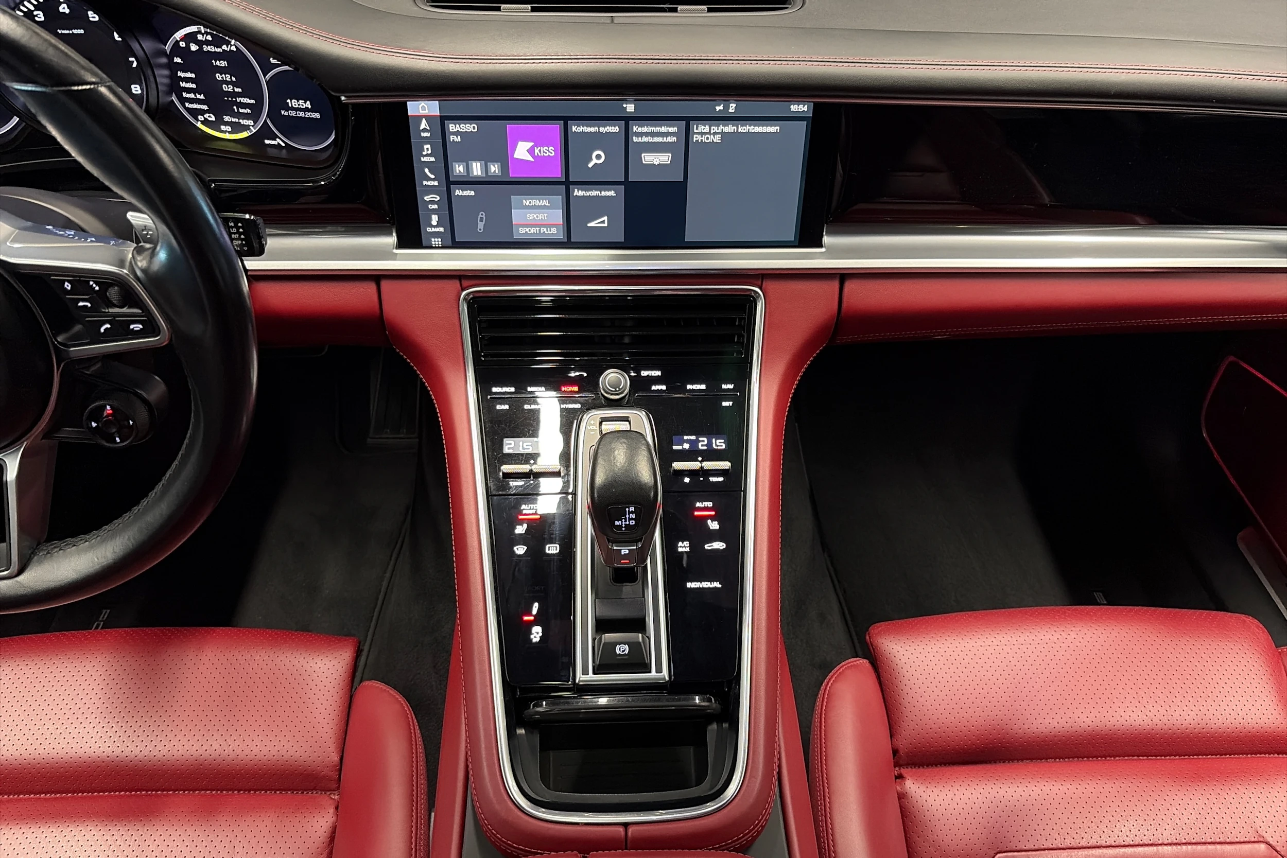 hopea Porsche Panamera 2018 kuva 16.